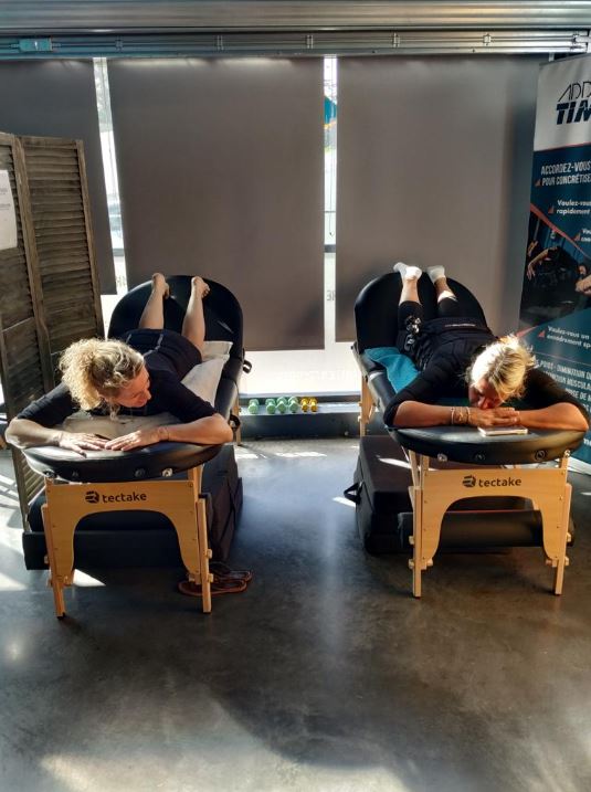 séance de sport sans effort et allongé